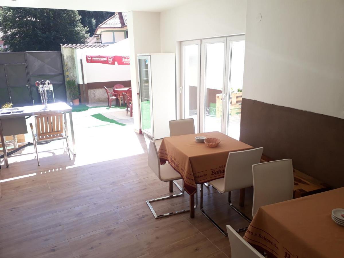 Apartmany קארלשטיין מראה חיצוני תמונה