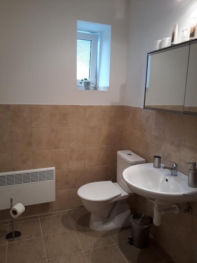 Apartmany קארלשטיין מראה חיצוני תמונה