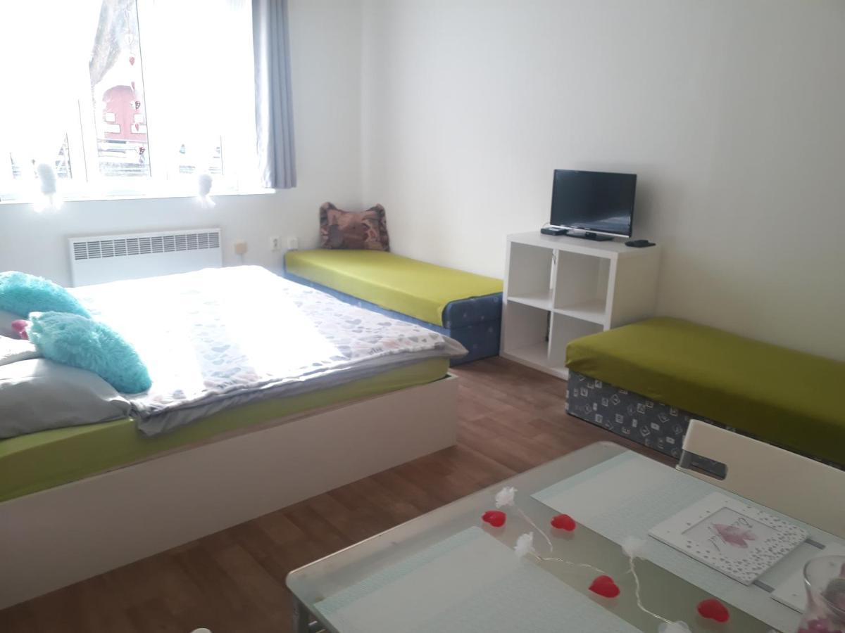 Apartmany קארלשטיין מראה חיצוני תמונה
