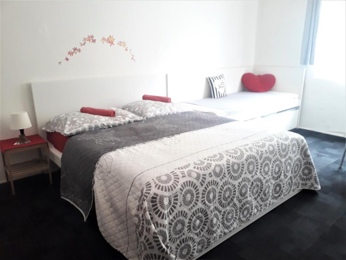 Apartmany קארלשטיין מראה חיצוני תמונה